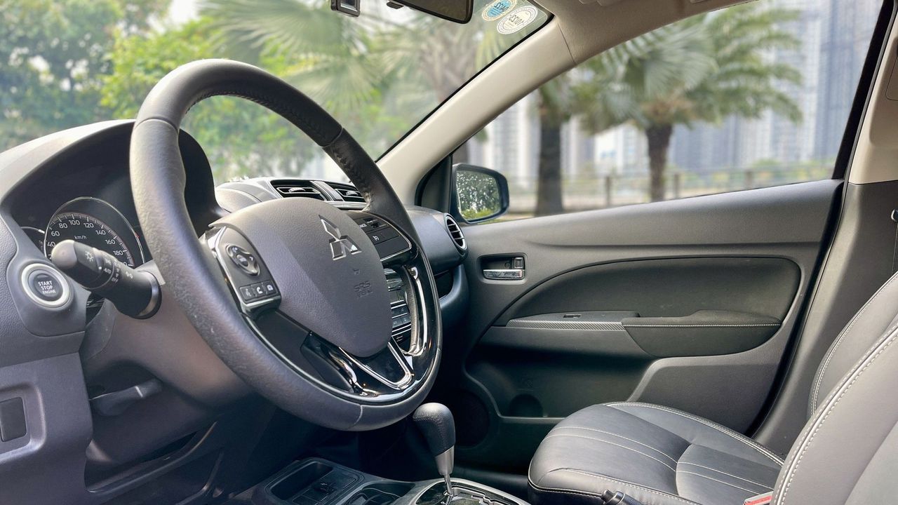 Vô lăng Mitsubishi Attrage