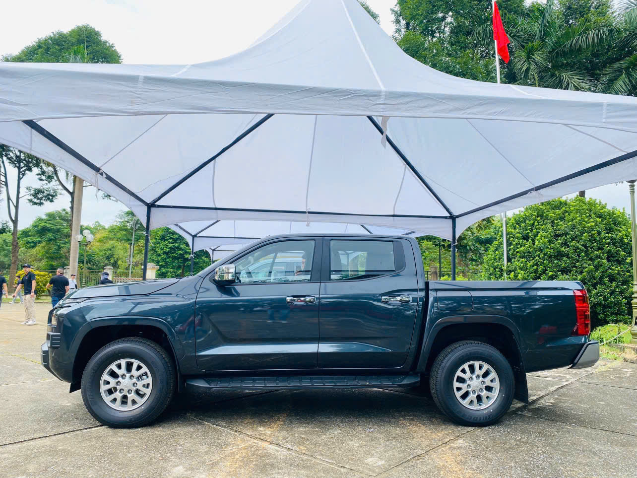 Mitsubishi Triton 2024