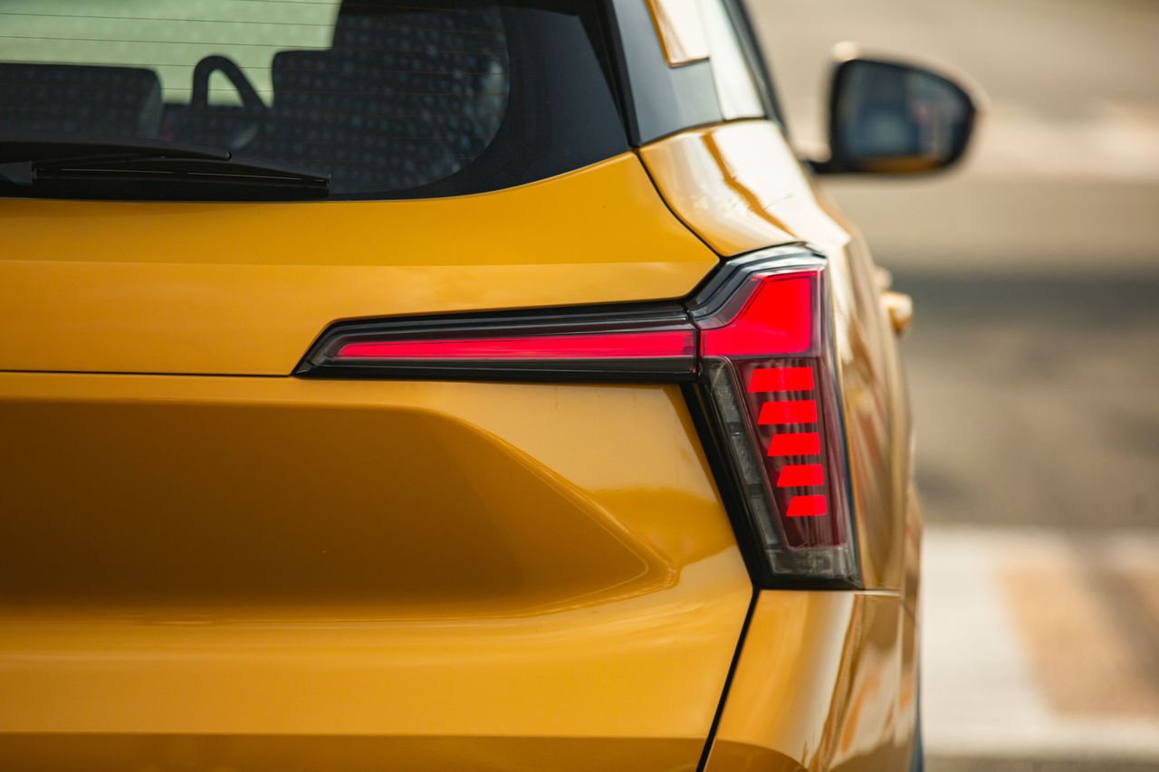 Đèn hậu Mitsubishi XForce