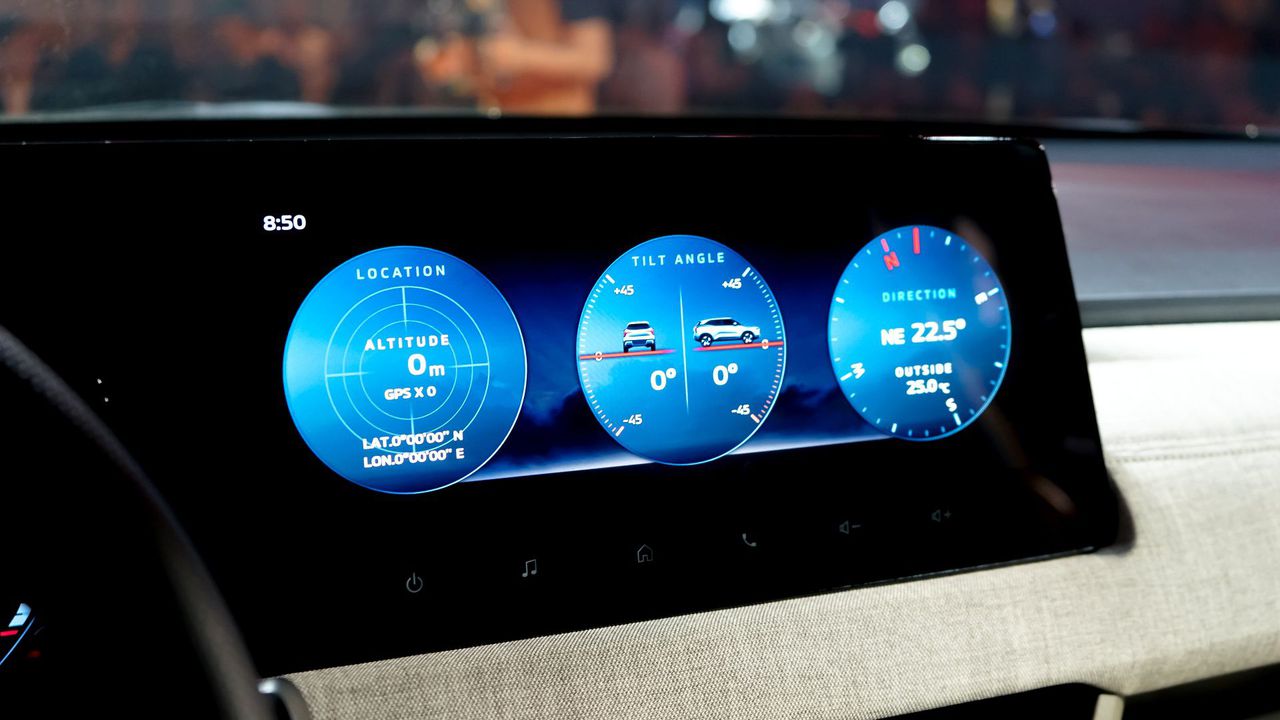 Màn hình giải trí trên Mitsubishi XForce