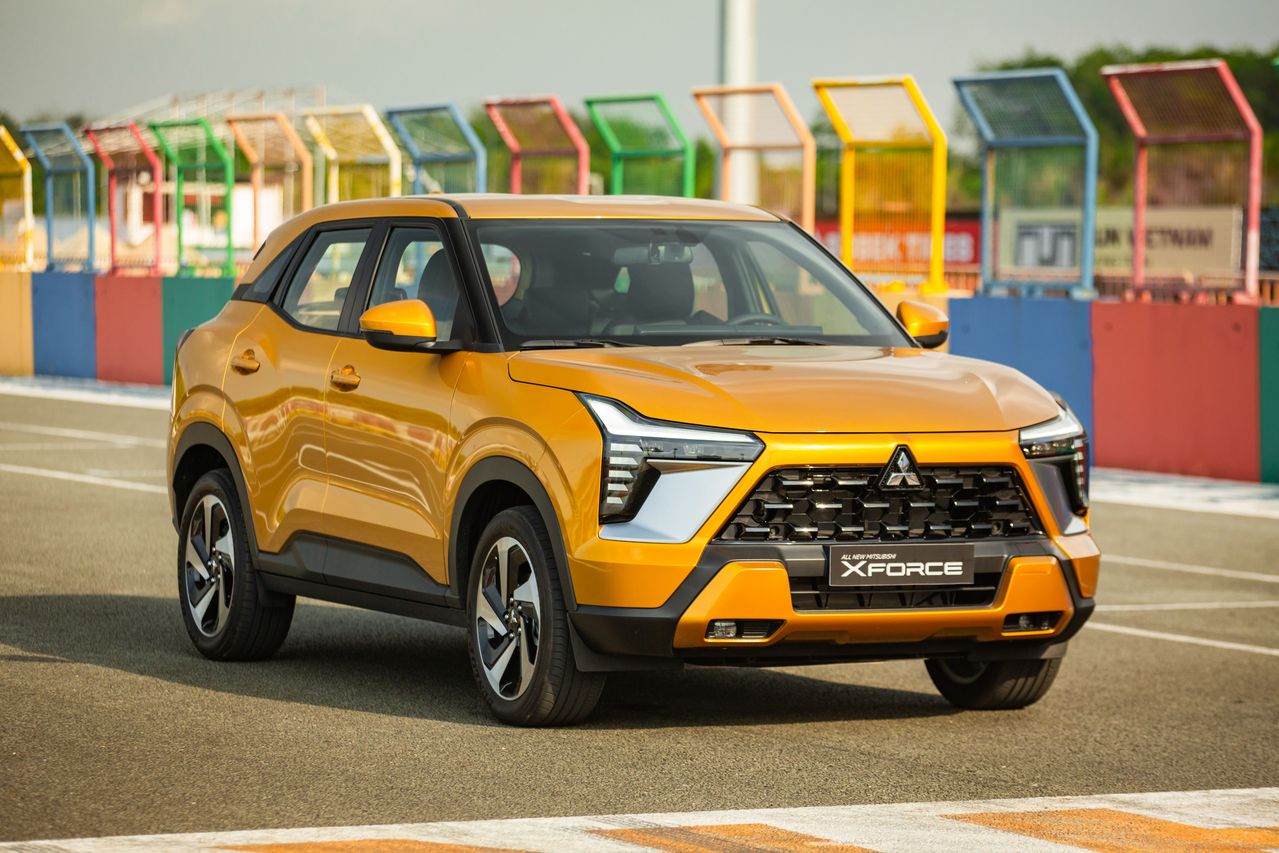 Phần đầu xe Mitsubishi XForce
